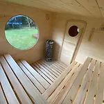 Domek Z Jacuzzi Sepopol Campismo de Luxo *