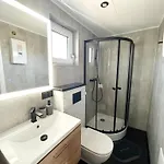 Campismo de Luxo Domek Z Jacuzzi Sepopol *