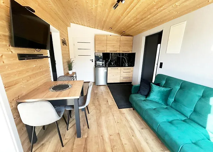 Роскошный шатер Z Jacuzzi Sepopol *